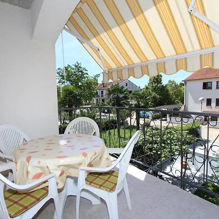 Denise Apartman